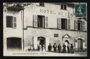 ouvrir dans la visionneuse : Légende inscrite sur la carte postale : SAINT-TRIVIER-SUR-MOIGNANS (Ain) - Hôtel Bon