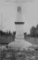 1 vue Légende inscrite sur la carte postale : Bagé-la-Ville. - Le Monument des Enfants de Bagé-la-Ville, morts pour la Patrie en 1870-71 5 Fi 25-1