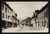 1 vue Légende inscrite sur la carte postale : Place de la Mairie et Hôtel Julliard 5 Fi 109-14