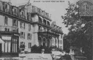 1 vue Légende inscrite sur la carte postale : Le Grand Hôtel des Bains 5 Fi 143-70