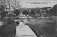 1 vue Légende inscrite sur la carte postale : Les bords de la rivières, le Nouvel Hôtel et le Mont-Mussy 5 Fi 143-128