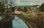 1 vue Légende inscrite sur la carte postale : Le Nouvel Hôtel et le Mont Mussy 5 Fi 143-130