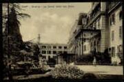 1 vue Légende inscrite sur la carte postale : 10497 - Divonne - Le Grand Hôtel des Bains 5 Fi 143-218
